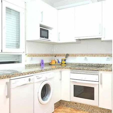 Pitas 40 Piso A Metros De La Playa Carboneras